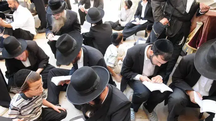 תפילות ט' באב בכותל המערבי