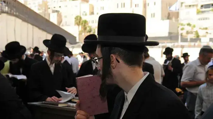 תפילות ט' באב בכותל המערבי
