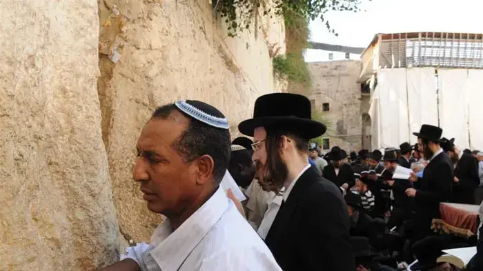 תפילות ט' באב בכותל המערבי