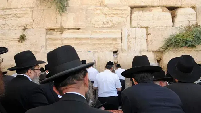 תפילות ט' באב בכותל המערבי