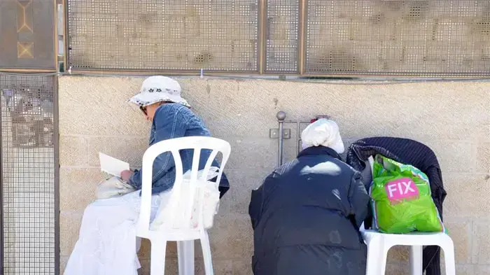 תפילות ט' באב בכותל המערבי
