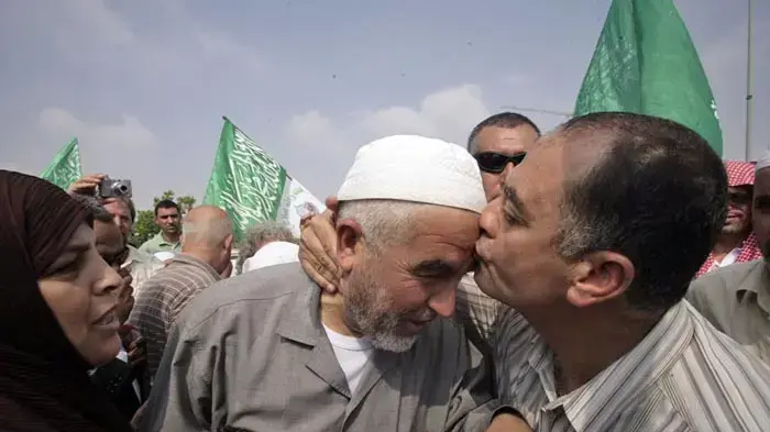ראאד סלאח מובא למעצר בכלא איילון יולי 2010 ראאד סלאח מובא למעצר בכלא איילון יולי 2010