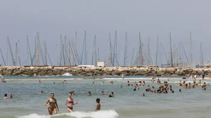 שרב כבד בתל אביב- אוגוסט 2010 