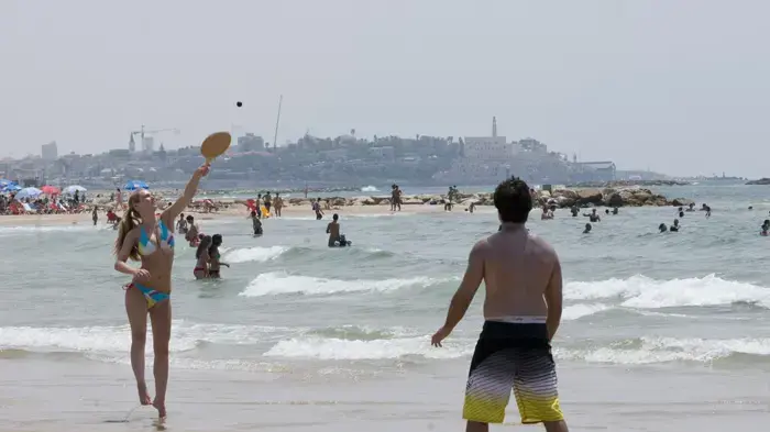 שרב כבד בתל אביב- אוגוסט 2010 