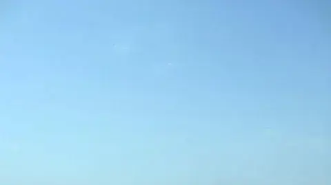מתיחות בגבול הצפון- צילומים ממשגב עם הצופים על הכפר הלבנוני מעבר לגבול- אוגוסט 2010 מתיחות בגבול הצפון- צילומים ממשגב עם הצופים על הכפר הלבנוני מעבר לגבול- אוגוסט 2010