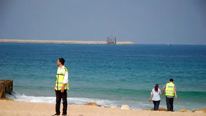 חיפושים אחרי הצוללן הנעדר בחוף הים של אשדוד- אוגוסט 2010 חיפושים אחרי הצוללן הנעדר בחוף הים של אשדוד- אוגוסט 2010