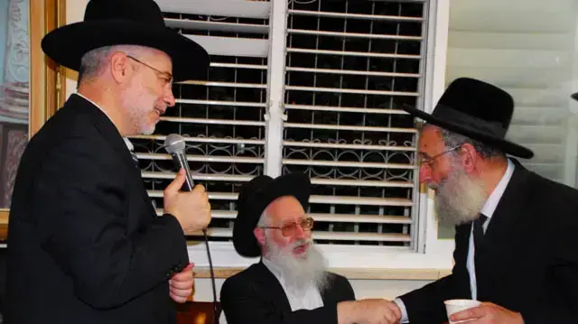 מסיבת אירוסין לבנו של שלמה בניזרי אוגוסט 2010