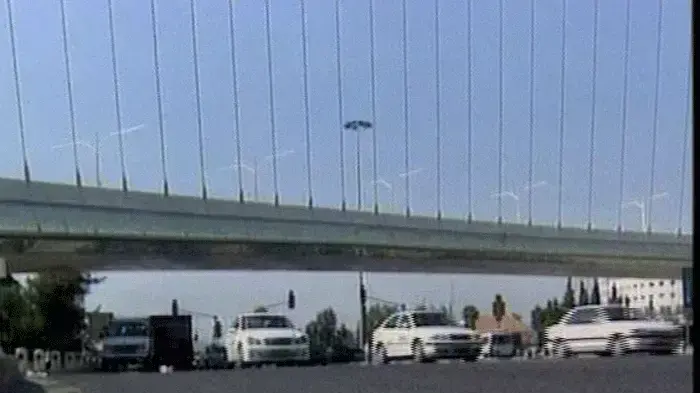 בירושלים בוחנים אם גשר המיתרים מסוגל לשאת את משקל הרכבת הקלה