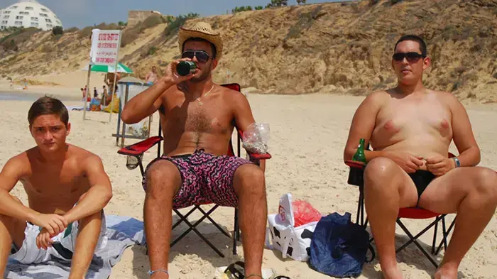 צרפתים בחוף ים אשקלון