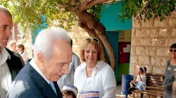 שמעון פרס בפתיחת שנת הלימודים ספטמבר 2010
