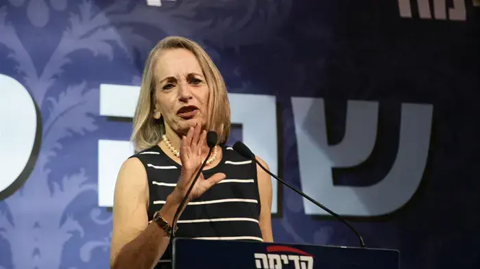 הרמת כוסית לראש השנה במפלגת קדימה, ספטמבר 2010