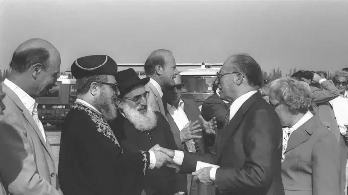 הרב עובדיה יוסף- יום הולדת 90