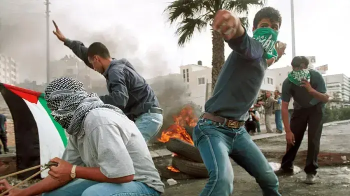 הפגנה אלימה ברמאללה - אוקטובר 2000 הפגנה אלימה ברמאללה - אוקטובר 2000