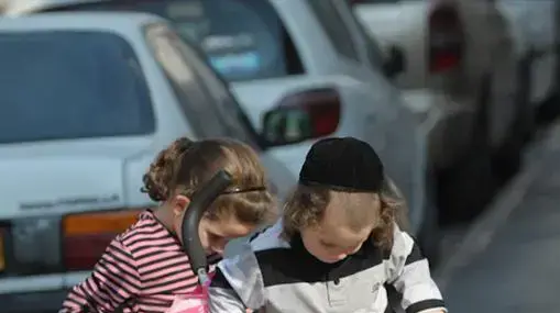 ילדים חרדים, מאה שערים. ילדים חרדים, מאה שערים.