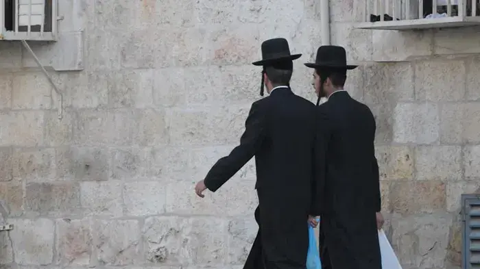 חרדים במאה שערים