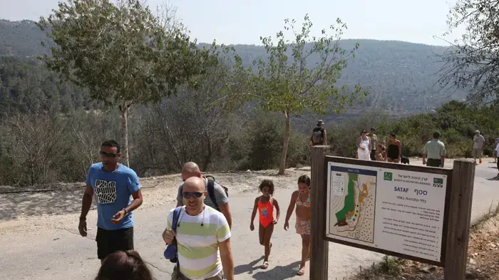מטיילים בסטף שבהרי ירושלים, סוכות 2010