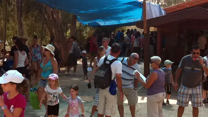 מטיילים בצפון בצוק מנרה בסוכות 2010