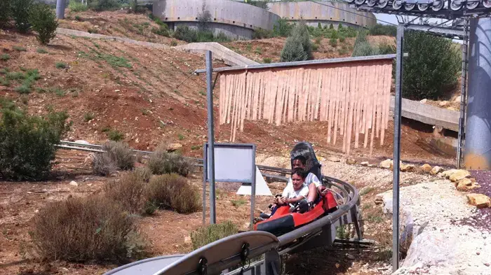 מטיילים בצפון בצוק מנרה בסוכות 2010