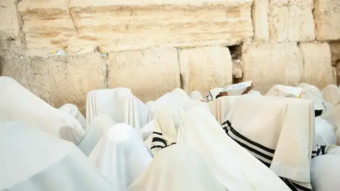 ברכת הכהנים ברחבת הכותל המערבי, ספטמבר 2010          