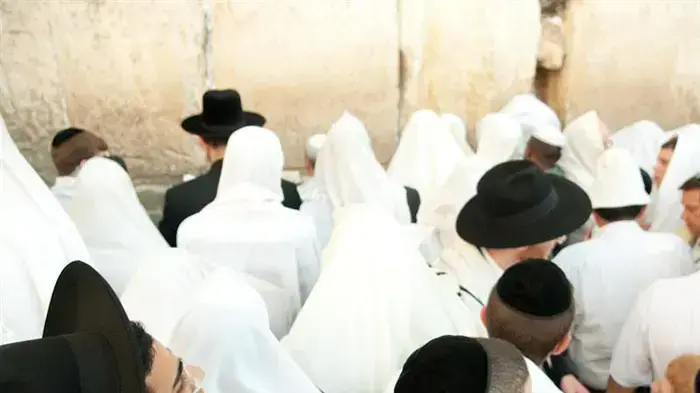 ברכת הכהנים ברחבת הכותל המערבי, ספטמבר 2010        