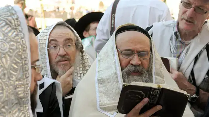 ברכת הכהנים ברחבת הכותל המערבי, ספטמבר 2010           