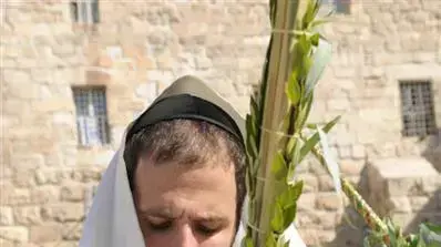 ברכת הכהנים ברחבת הכותל המערבי, ספטמבר 2010                