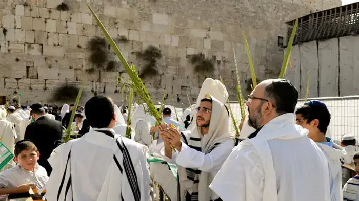 ברכת הכהנים ברחבת הכותל המערבי, ספטמבר 2010           