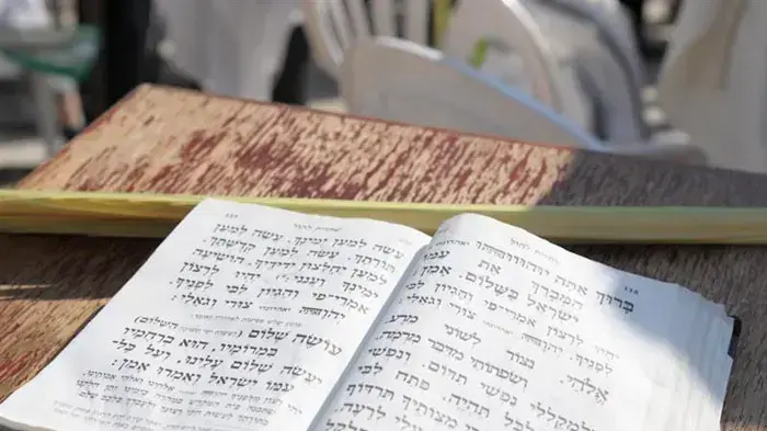 ברכת הכהנים ברחבת הכותל המערבי, ספטמבר 2010           