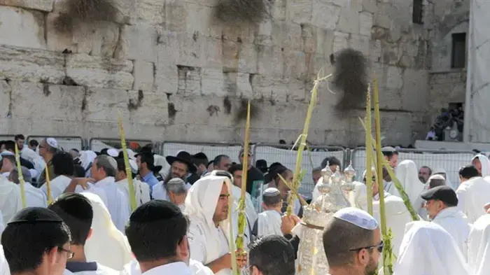 ברכת הכהנים ברחבת הכותל המערבי, ספטמבר 2010           