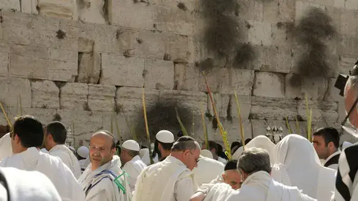 ברכת הכהנים ברחבת הכותל המערבי, ספטמבר 2010            