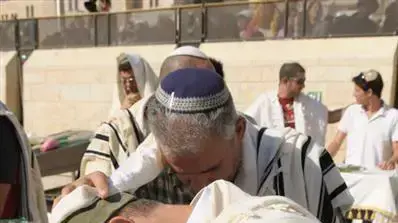 ברכת הכהנים ברחבת הכותל המערבי, ספטמבר 2010              