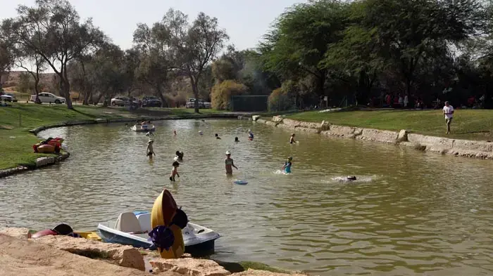 מטיילים בדרום הארץ במהלך חג סוכות, ספטמבר 2010