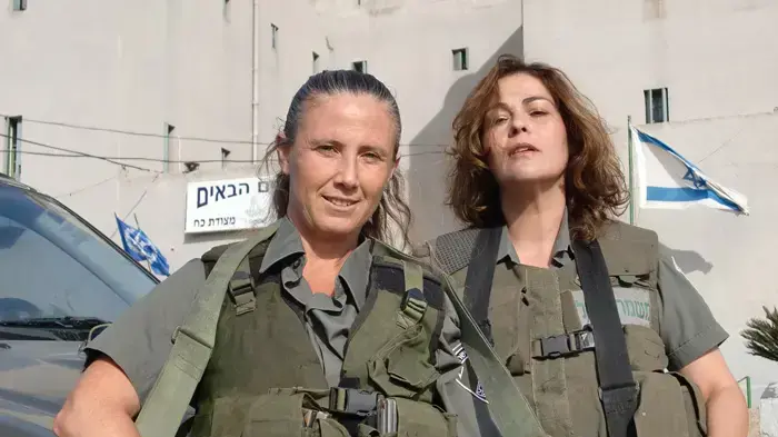 ויויאן הירש, רב"ש קיבוץ יפתח וגלית קלדרון רב"ש ישוב נוה זיו אוקטובר 2010 ויויאן הירש, רב"ש קיבוץ יפתח וגלית קלדרון רב"ש ישוב נוה זיו אוקטובר 2010