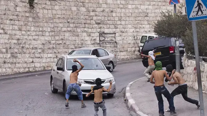 רכב ישראלי דרס שלושה ילדים פלסטינים שיידו אבנים בסילוואן