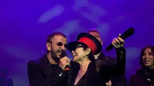 יוקו אונו עם רינגו סטאר יוקו אונו עם רינגו סטאר
