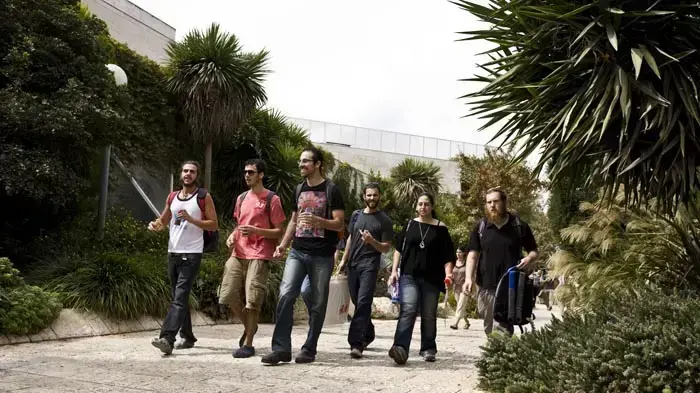 חזרה ללימודים אקדמאיים, אוניברסיטת הר הצופים, אוקטובר 2010