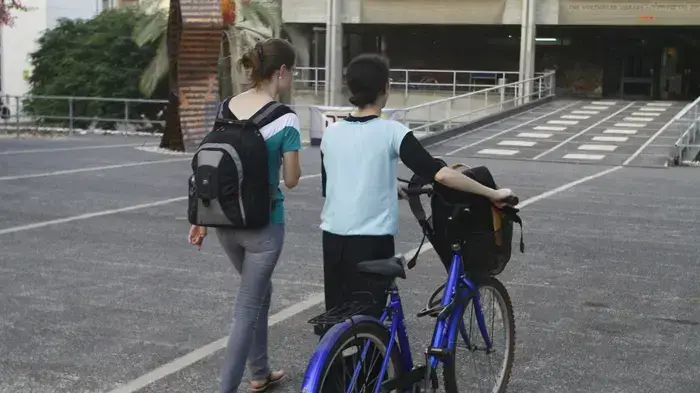 אוניברסיטה, אקדמיה, דתיים