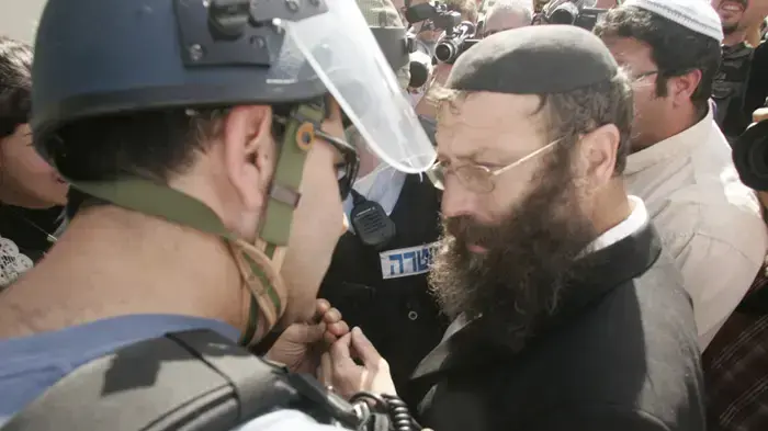 ברוך מרזל בצעדת הימין באום אל פאחם, אוקטובר 2010 ברוך מרזל בצעדת הימין באום אל פאחם, אוקטובר 2010