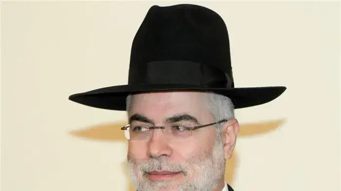 שלמה בניזרי בחופשה מהכלא לרגל חתונת בנו, נובמבר 2010