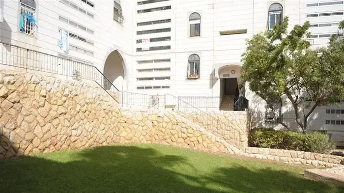 ביתו של הנווט עמנואל לוי שנעדר בעקבות התרסקות מטוס, נובמבר 2010