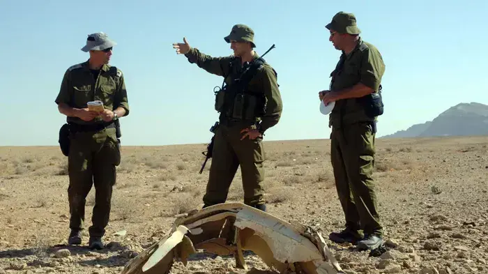 חיפושים אחר שרידי הגופות של הטייס והנווט שנהרגו שהתרסקות מטוס קרב, נובמבר 2010