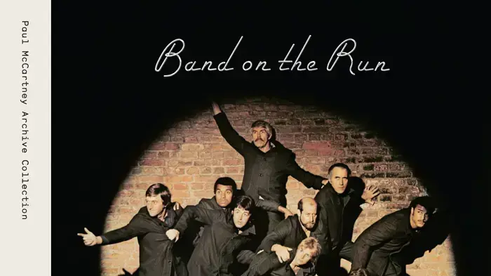 עטיפת האלבום "Band On The Run" של Wings עטיפת האלבום "Band On The Run" של Wings