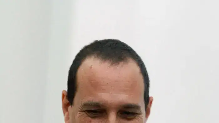 אמיר גילת יושב ראש רשות השידור ב"ועדת העורכים", נובמבר 2010 אמיר גילת יושב ראש רשות השידור ב"ועדת העורכים", נובמבר 2010
