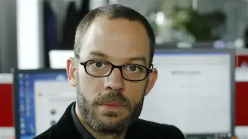 דניאל דומשייט-ברג (לשעבר דניאל שמידט), גרמני שמקים אתר מתחרה לוויקיליקס דניאל דומשייט-ברג (לשעבר דניאל שמידט), גרמני שמקים אתר מתחרה לוויקיליקס
