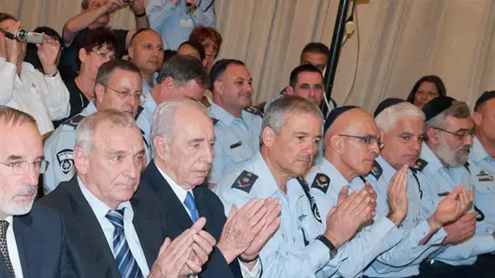 טקס הדלקת נר ראשון של חנוכה במשכן הנשיא