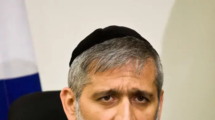 שר הפנים, אלי ישי, במסיבת עיתונאים בעקבות פרסום דוח מבקר המדינה על השריפה בכרמל, דצמבר 2010
