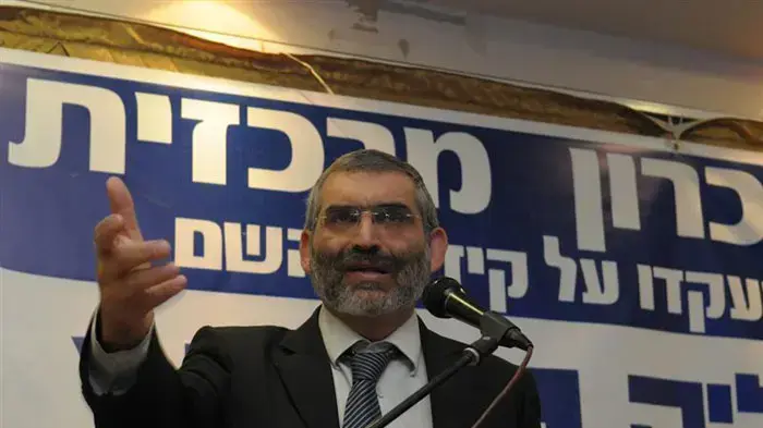 מיכאל בן ארי באירוע לציון 10 שנים לרצח הזוג כהנא