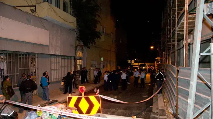 הזירה ביפו בה מצא נכד את גופת סבתו קשורה, דצמבר 2010 הזירה ביפו בה מצא נכד את גופת סבתו קשורה, דצמבר 2010