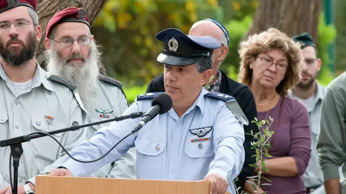 הלוויתו של האלוף לשעבר אברהם אברשה טמיר, דצמבר 2010