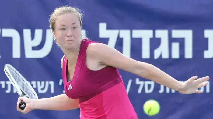 יוליה גלושקו טניסאית ישראלית יוליה גלושקו טניסאית ישראלית